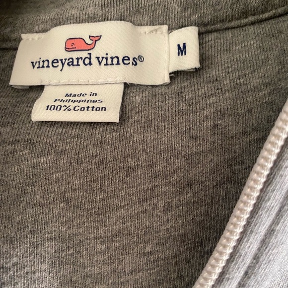 Vineyard Vines 1/4 Zip Sweatshirt - Picture 8 of 9